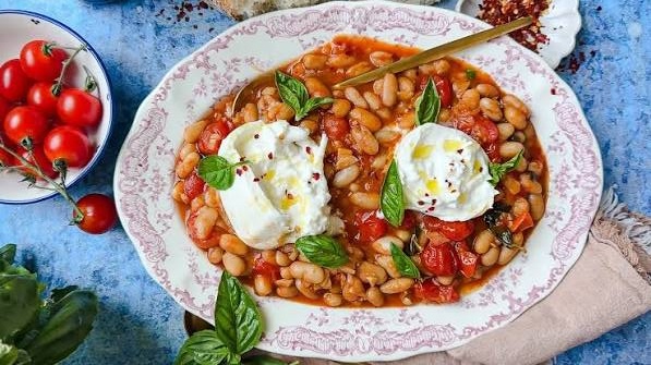 roasted-tomatoes-white-beans-burrata.webp
